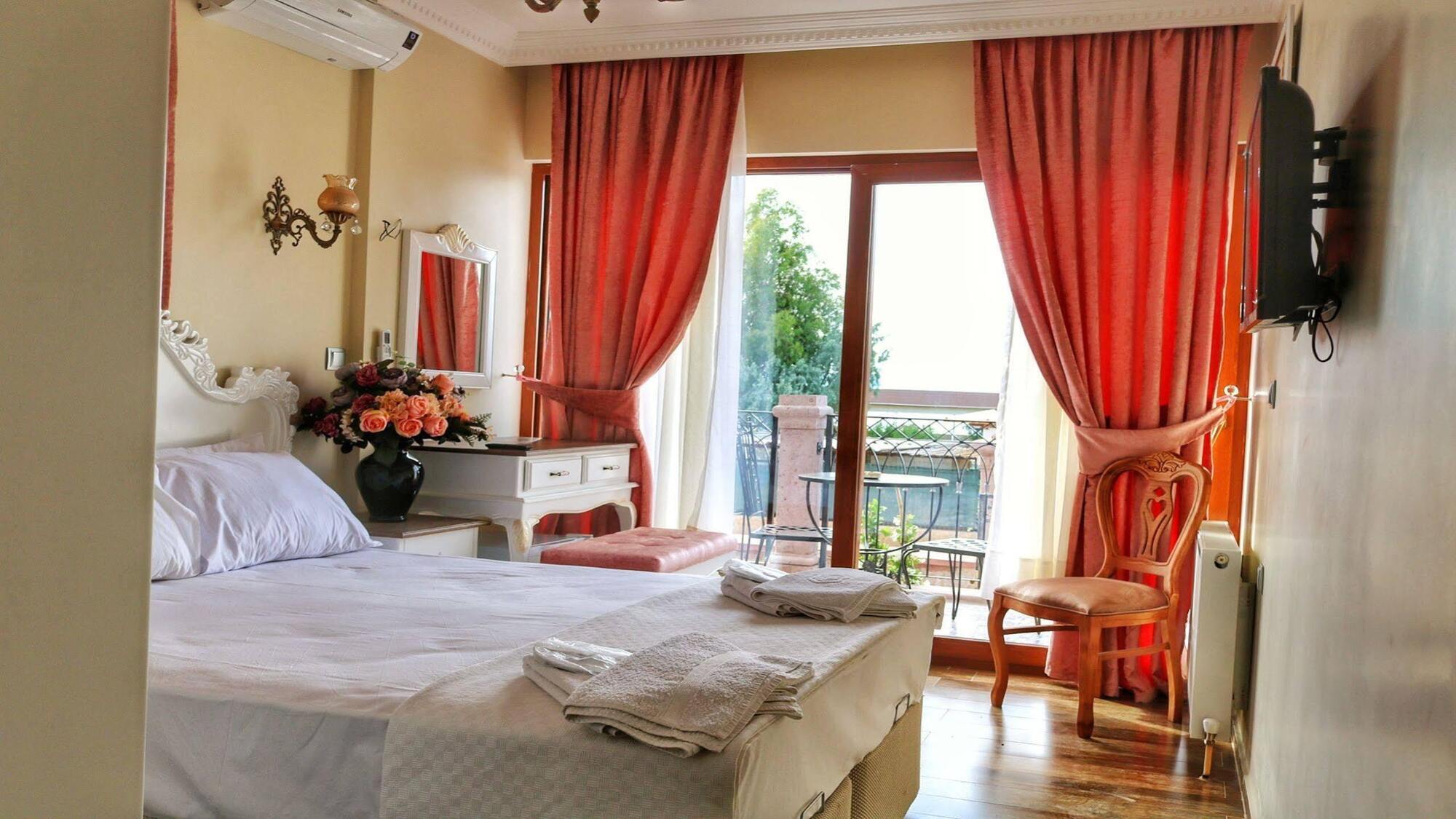 Stone Hill Hotel Ayvalı Kültér fotó