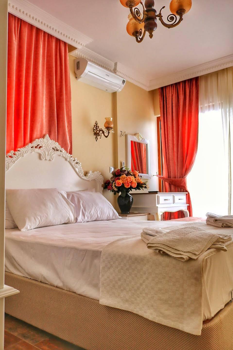 Stone Hill Hotel Ayvalı Kültér fotó